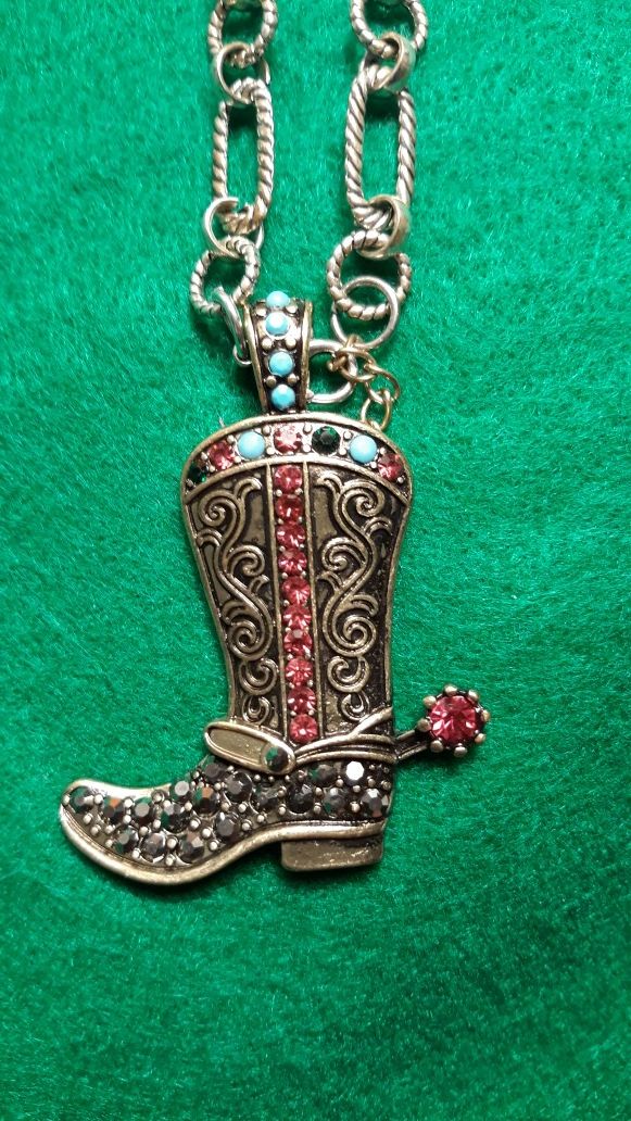 Ladies Cowboy Boot Necklace