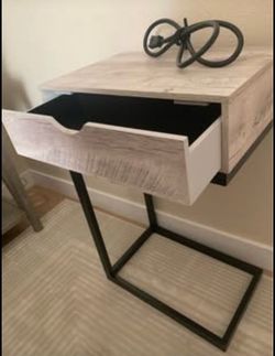End table with drawer and power/USB ports
