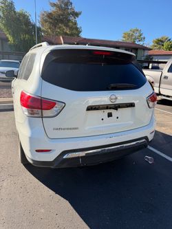 2016 Nissan Pathfinder