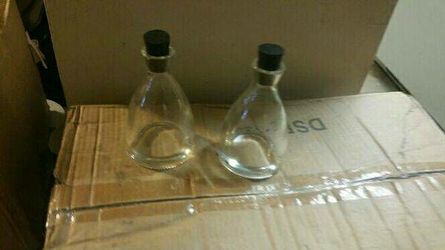 180 heavy glass mini vases/diffusers w/  black rubber top plugs