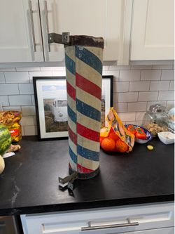 Early barber pole💈