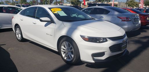 Muy Bonito Sedan Chevy Malibu