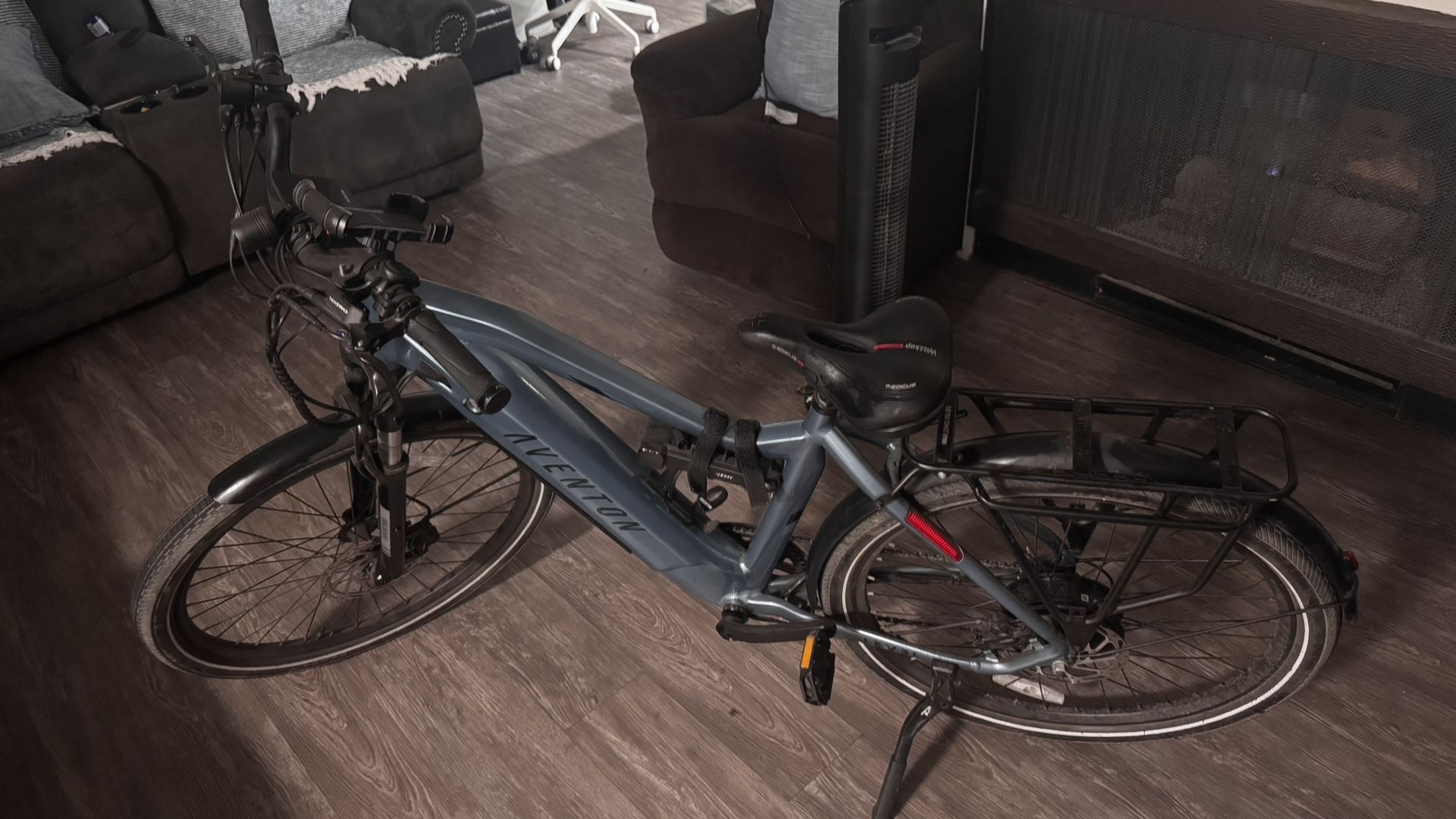 Aventon Level 2 E-bike 