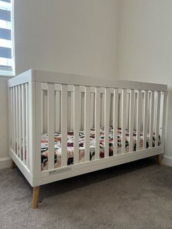 Crib + Mattress