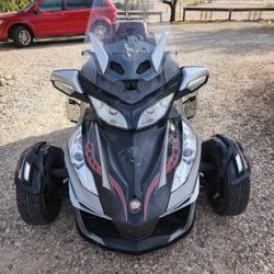 2015 Can-Am Spyder RT