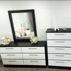 DRESSER WHIT MIRROR AND CHEST 