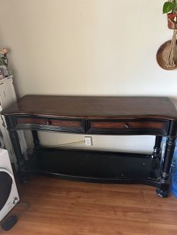 TV Stand With Drawers