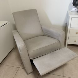 DaVinci Piper Recliner and Swivel Glider