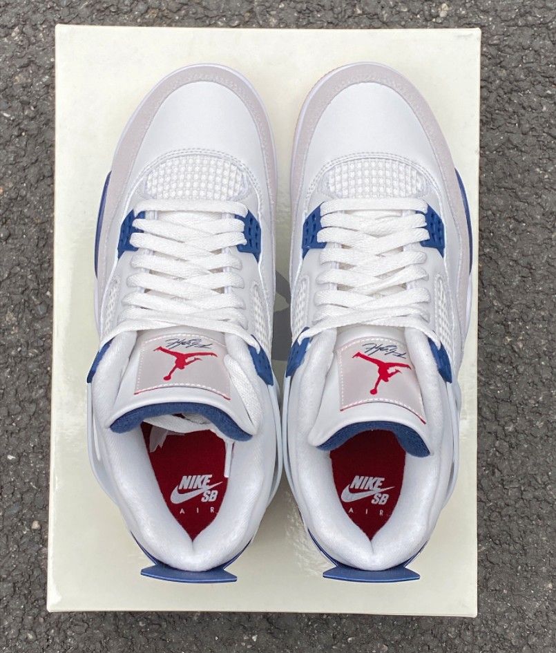 Nike SB x Air Jordan 4 Retro