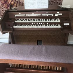 Allen Console Organ OBO
