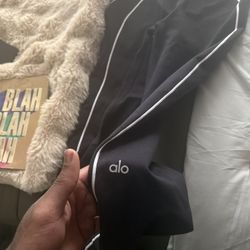 Alo Leggings 