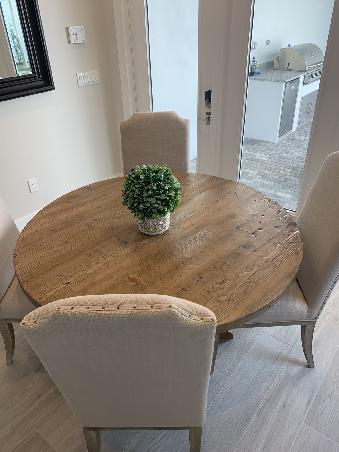 Round Kitchen Table, 54 Inch