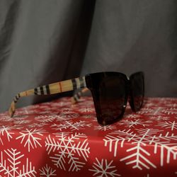 Burberry Sunglasses – Authentic