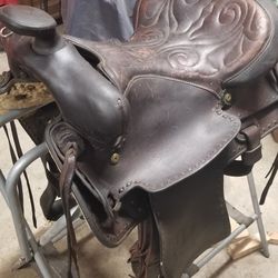 Simco Saddle