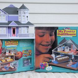 My Pretty Dollhouse Purple Daisy Dream Cottage-New In Box! Vintage Polly Pocket (2 Stories, Furniture, People & Animals (Example Shown Out Of Box)