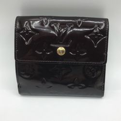 Authentic Louis Vuitton Elise Wallet