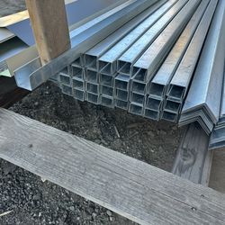 Channel Metal 2x4