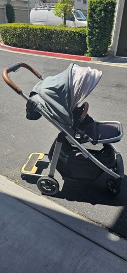 Uppababy Cruz stroller with piggyback