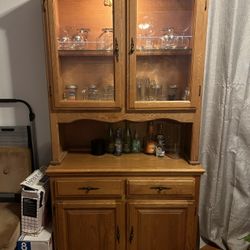 Wooden China cabinet with light (2 piece)