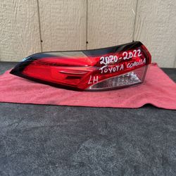 2020 2021 2022 TOYOTA COROLLA LEFT SIDE TAIL LIGHT OEM USED 