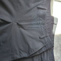 Under Armour golf pants