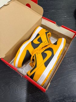 [BUSINESS CLOSING SALE] Nike Dunk Low Championship Goldenrod