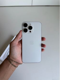 iPhone 15 Pro Max
