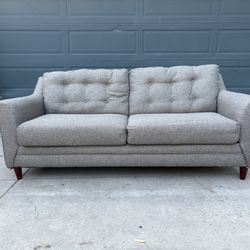 Ashleys Furniture Couch FREE DELIVERY
