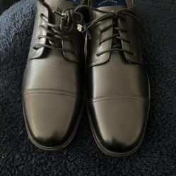 Men’s dress shoes