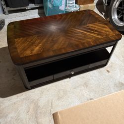 Lift Top Coffee Table-Solid Wood