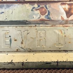 1(contact info removed) Chevy Tailgate 