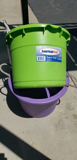18 GALLON Storage Buckets 