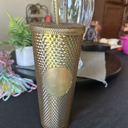 2023 Disney Starbucks Disneyland Logo Geometric Gold Tumbler, Lid & Straw NIB