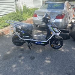 Electric Fly Wing Moped for Sale in Cliffside Park, NJ OfferUp