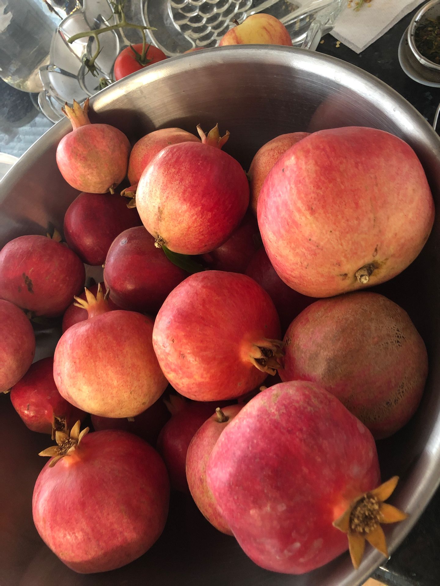 Organic pomegranates