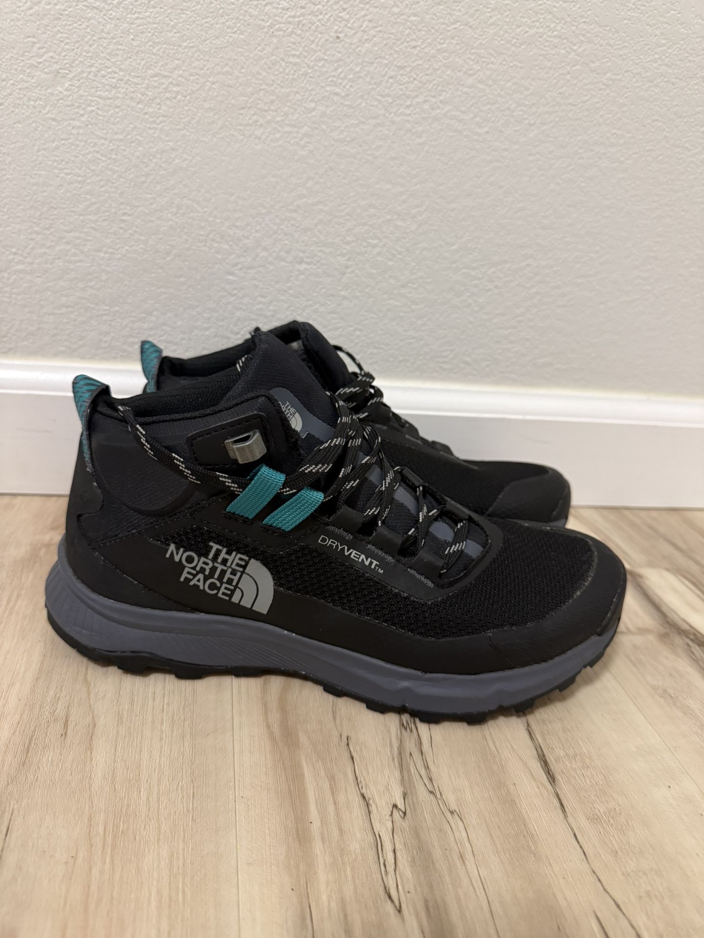 Hiking/Walking Women Shoes US 7.5