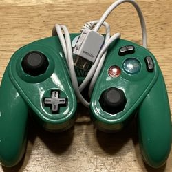 Nintendo Wii Luigi Controller