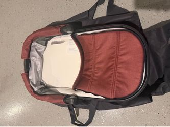 UPPAbaby Vista V2 Bassinet Brand New w/ Travel Bag