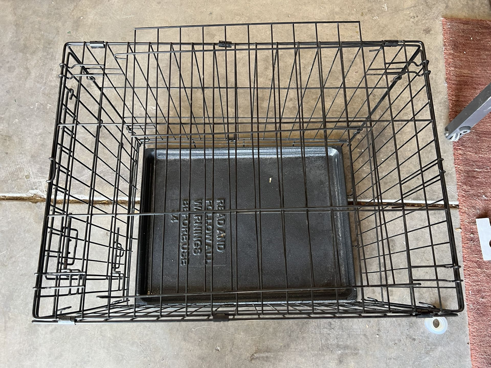 Small Dog Crate / Kennel 