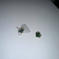“Vc” Green Face Earrings
