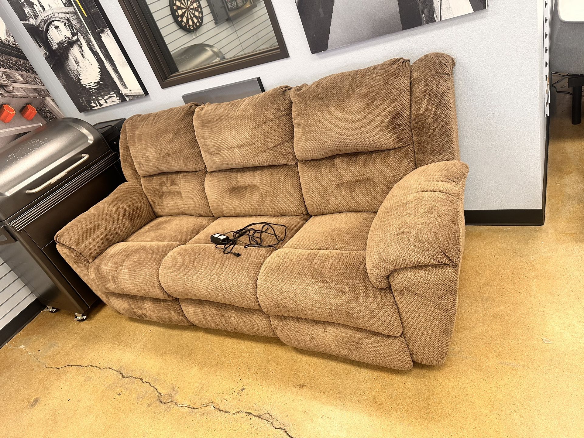 Electric Recliner Couch