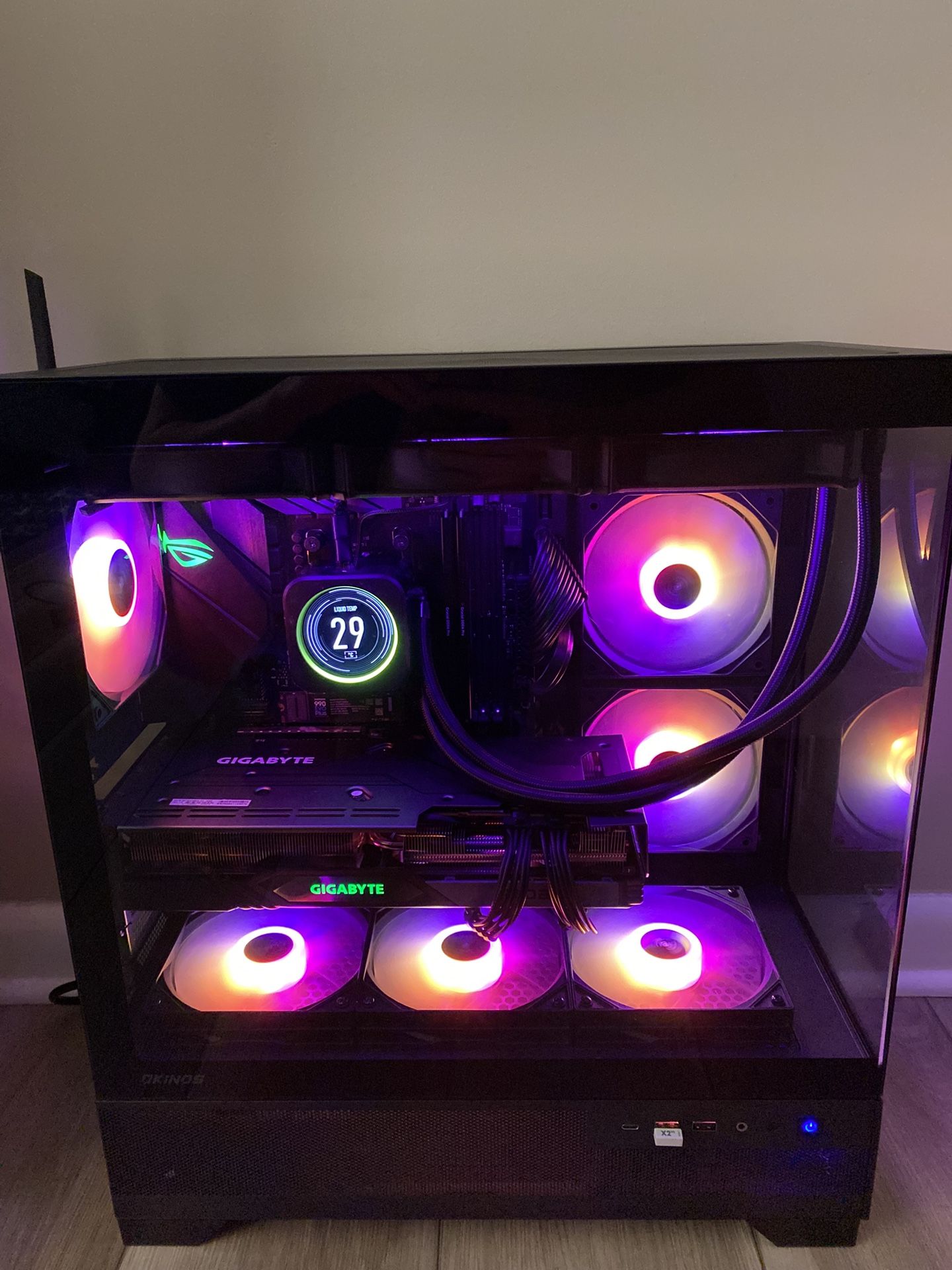 High-End Gaming PC – Rx 7800XT /Ryzen 7 5800x/ 64GB RAM / 2TB SSD