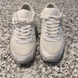 White Jordan Air Max Size 11