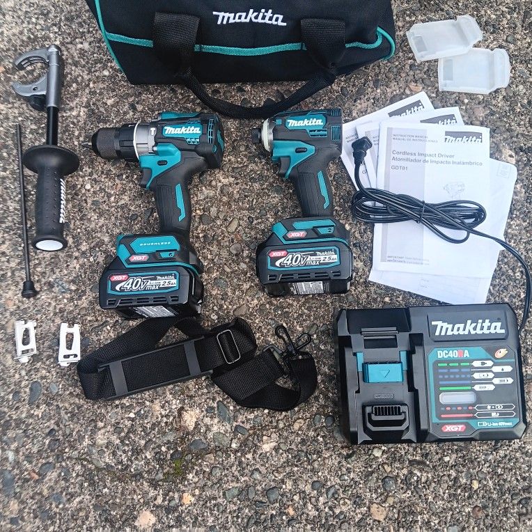 Makita 40volt Max XGT Hammer Drill Impact Set. Almost New with 2.5ah Bats & Charg. Many Other Tools. For Pick Up Fremont Seattle. No Low Ball/Trades