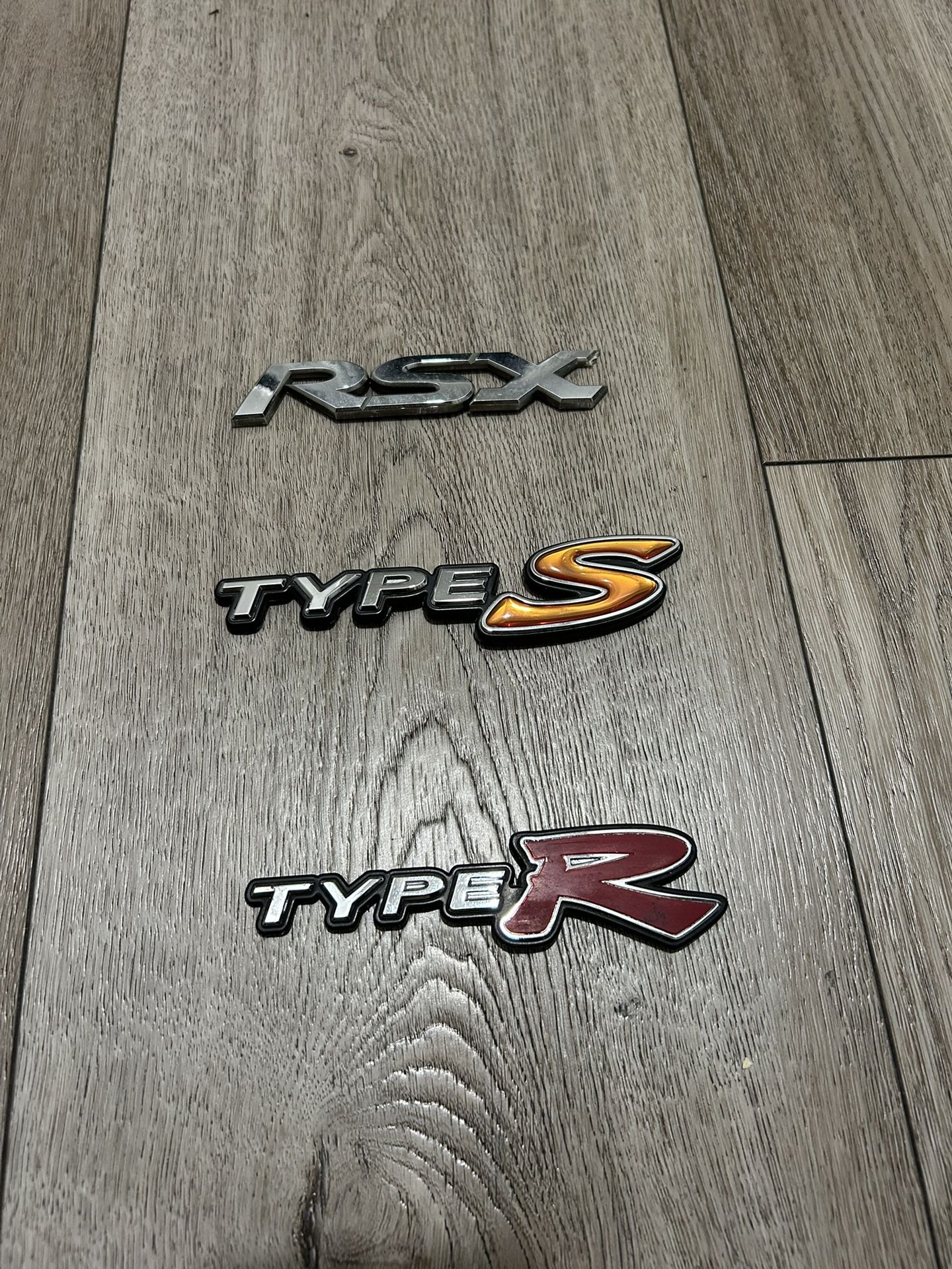 Acura / Honda DC5 Emblems