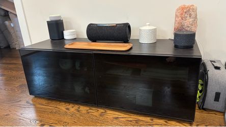 TV stand, excellent condition