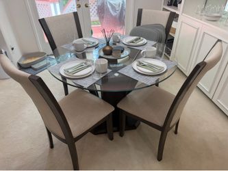 Modern Glass Dining Table Set w/ Upholstered Chairs & Pedestal Base Table - Excellent Condition