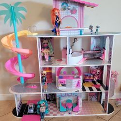 L.O.L Surprise OMG House Set with 29 Dolls and Accessories 