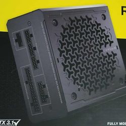 Corsair RM750 e Brand New  