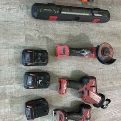 Power Tools & Hand Tools